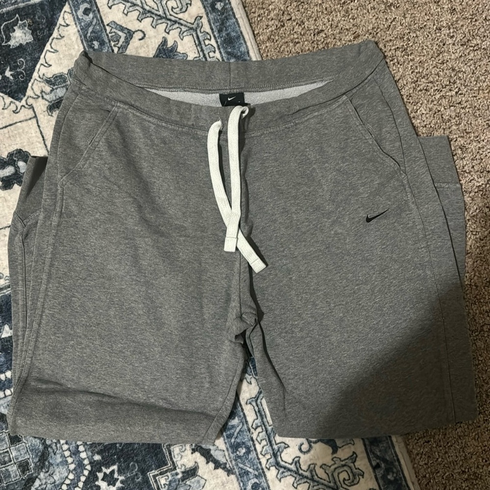 Men’s Grey Nike Sweatpants